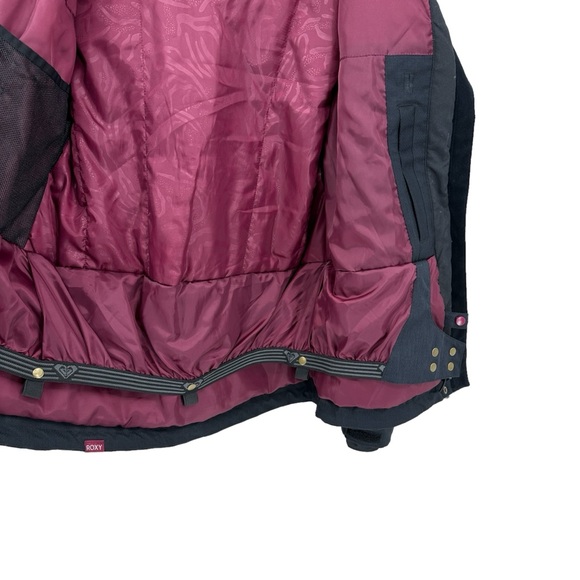 Roxy Black and Gray Floral Ski Jacket - Picture 8 of 11